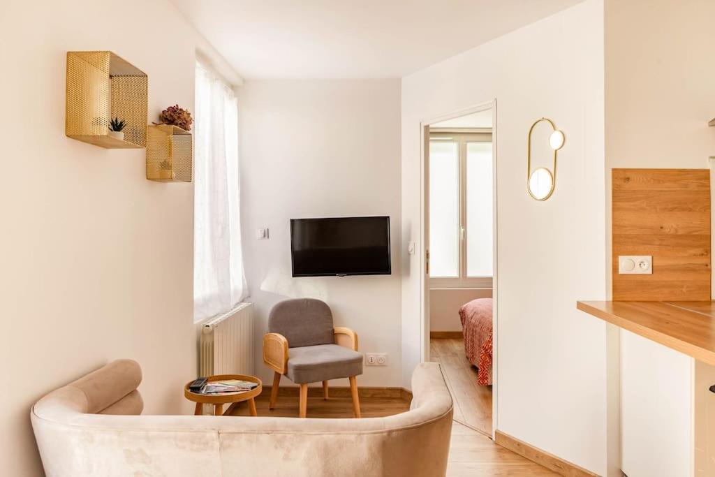 Maison Tourangelle Chic & Cosy Avec Cour Тур Екстер'єр фото